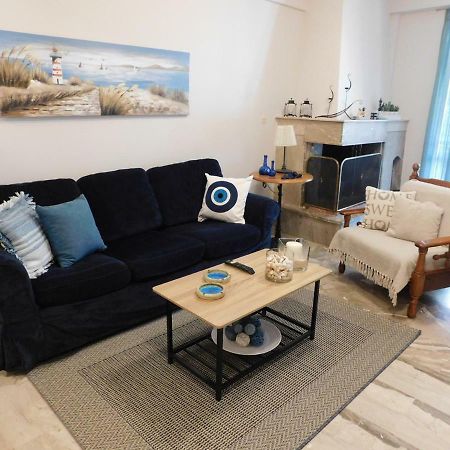 A Bright Home Away From Home Parálion Ástros المظهر الخارجي الصورة