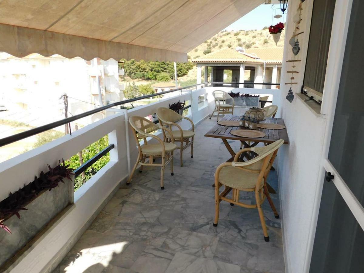 A Bright Home Away From Home Parálion Ástros المظهر الخارجي الصورة