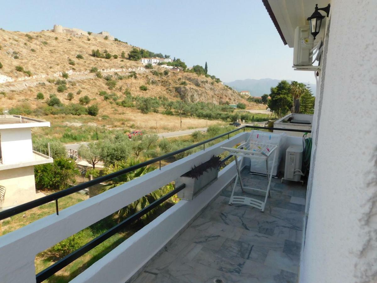 A Bright Home Away From Home Parálion Ástros المظهر الخارجي الصورة